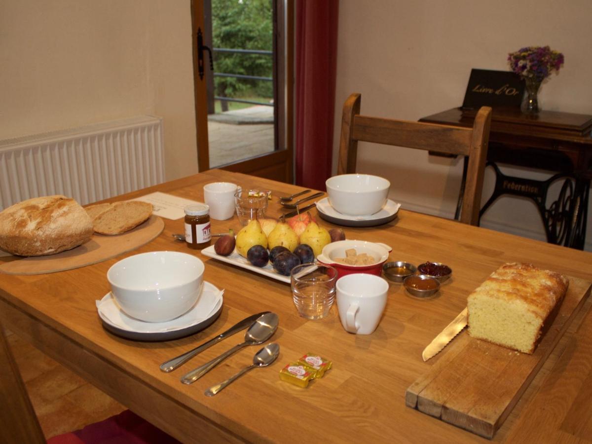 Ancienne Ecole Bed & Breakfast Cazaux-Villecomtal Eksteriør bilde