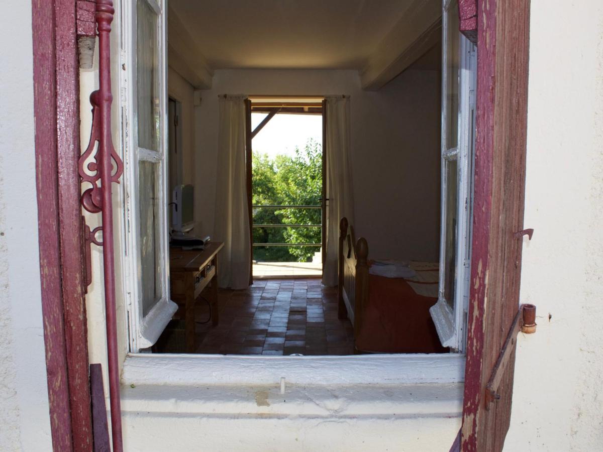 Ancienne Ecole Bed & Breakfast Cazaux-Villecomtal Eksteriør bilde