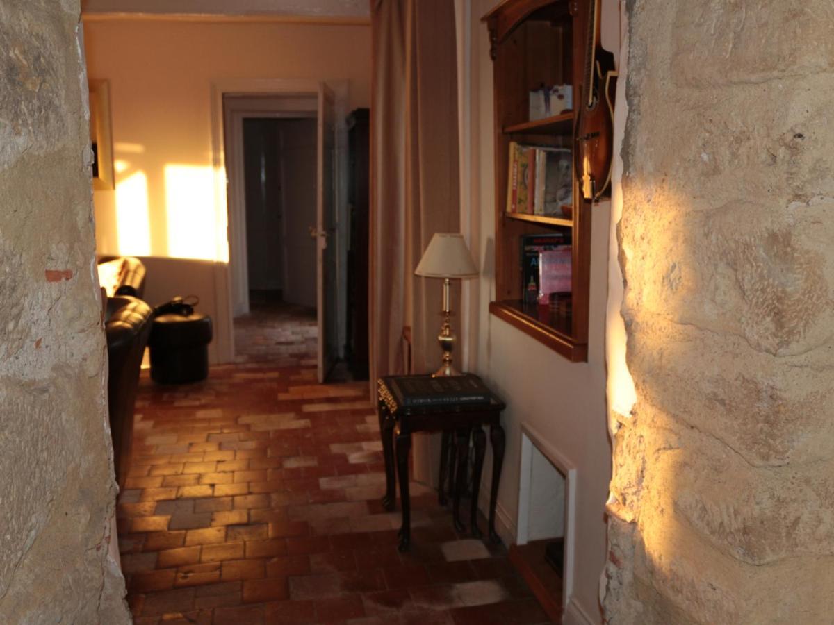 Ancienne Ecole Bed & Breakfast Cazaux-Villecomtal Eksteriør bilde