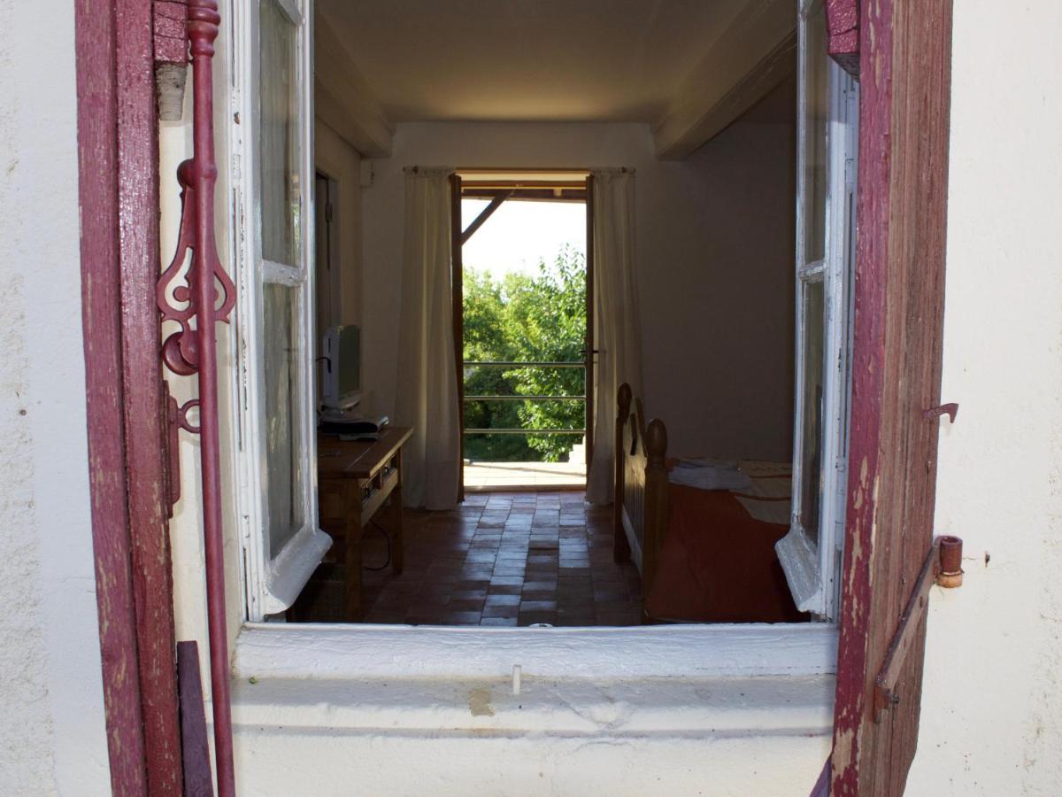 Ancienne Ecole Bed & Breakfast Cazaux-Villecomtal Eksteriør bilde