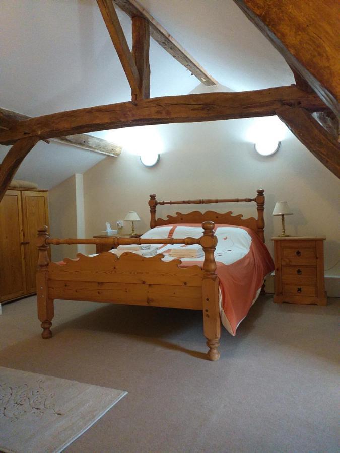Ancienne Ecole Bed & Breakfast Cazaux-Villecomtal Eksteriør bilde